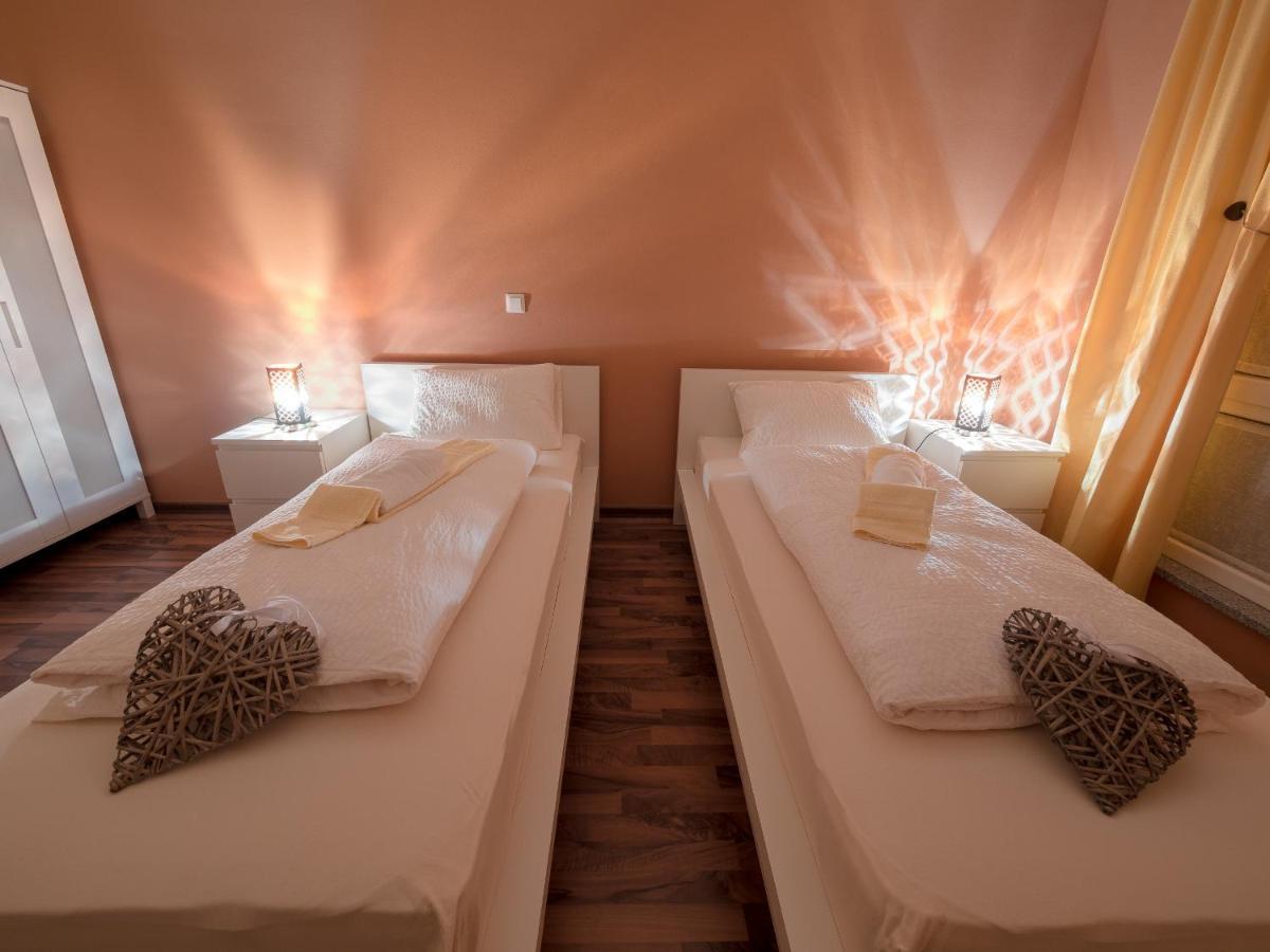Vila Bovec Sunrise Apartment With Balcony Bagian luar foto
